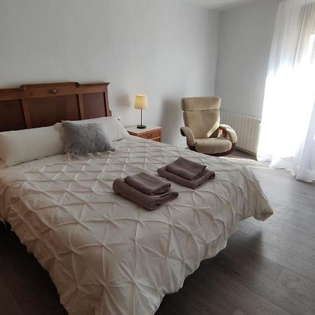 Apartaments Rurals Cal Parro, Batea ภายนอก รูปภาพ