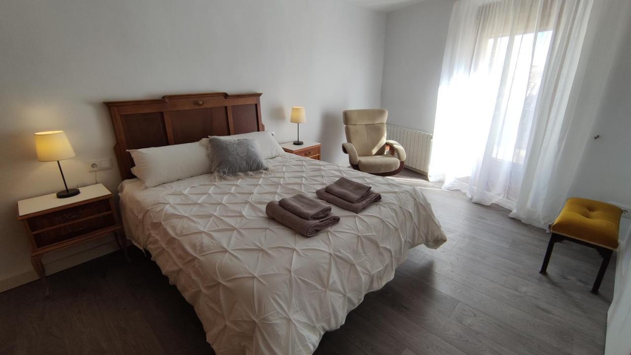 Apartaments Rurals Cal Parro, Batea ภายนอก รูปภาพ